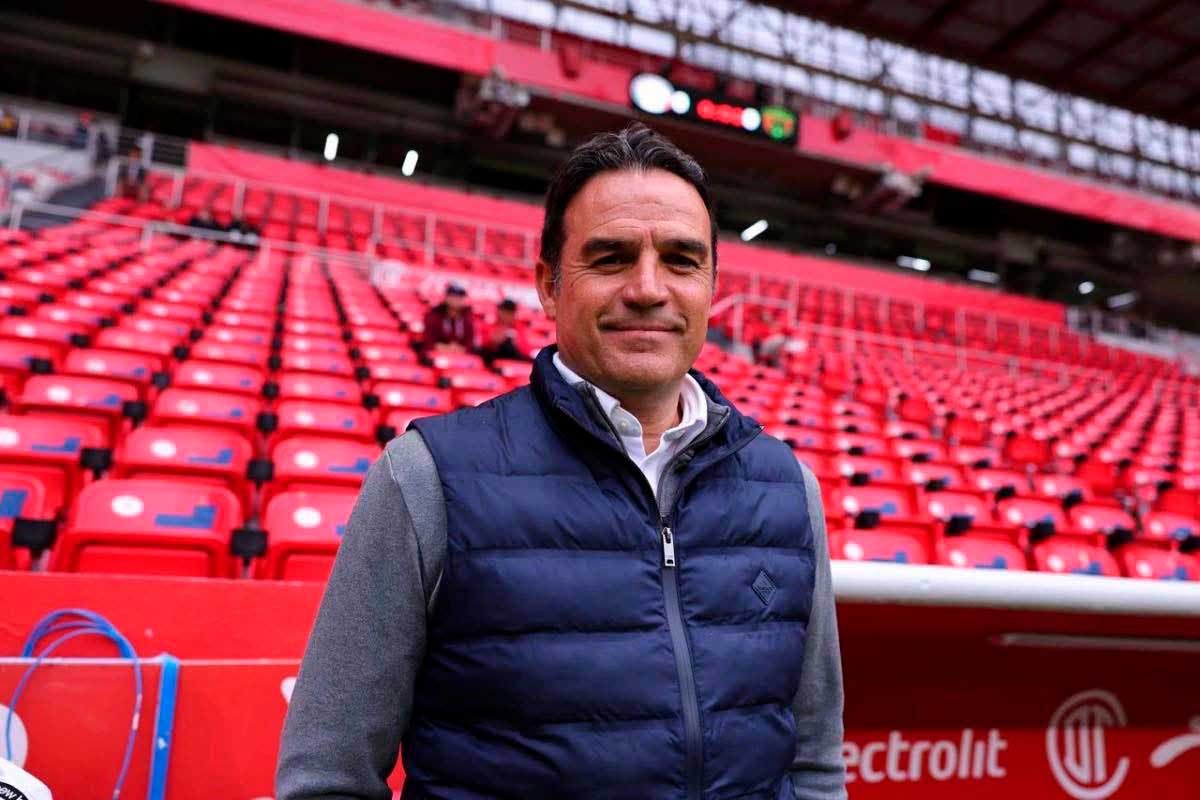 Alberto Toril deja Toluca Femenil.