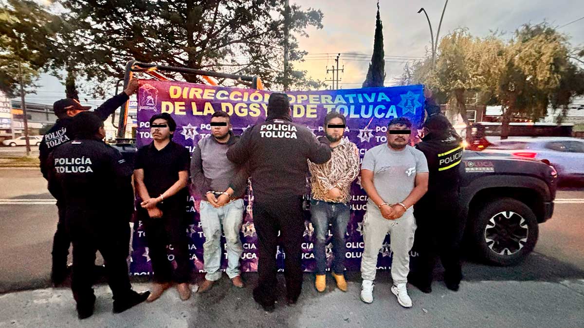 Detienen a cuatro personas en Toluca por robar borregos.