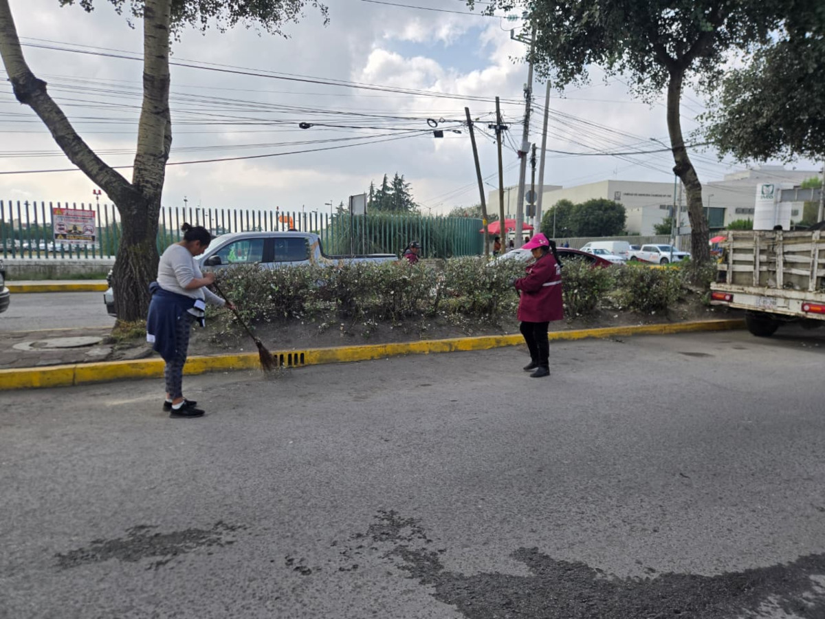 Jornada de limpieza en Toluca.