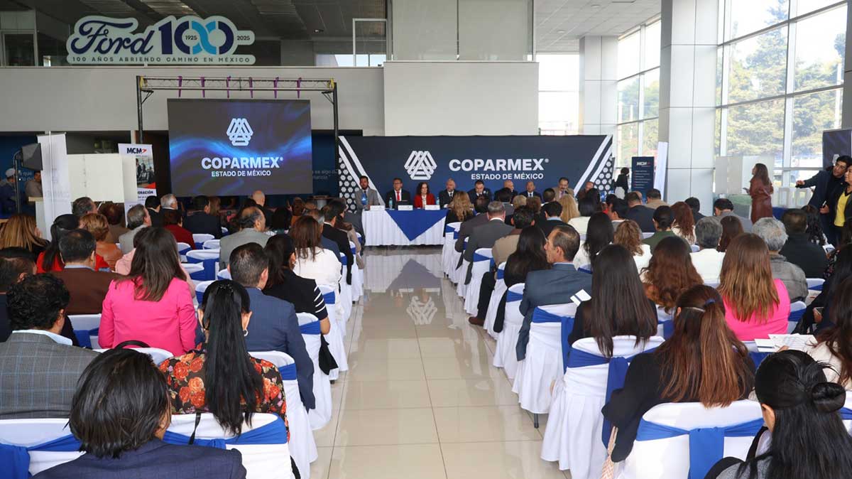 Julián Niembro Rivera es reelecto como presidente de COPARMEX Estado de México