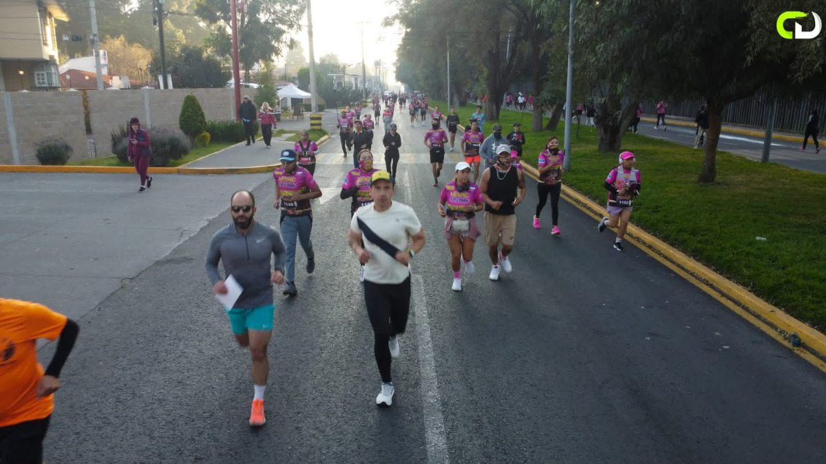 Medio Maratón Día de Muertos en Metepec.