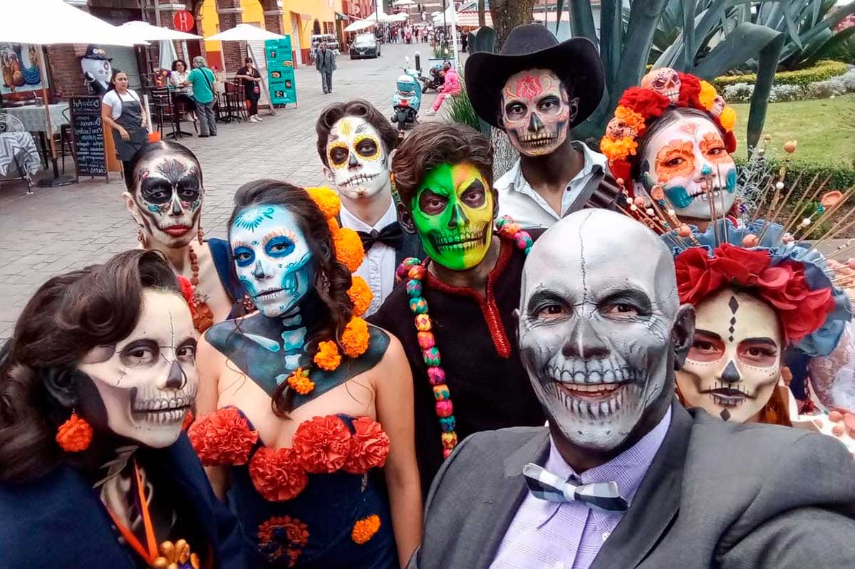 Metepec fusiona moda y alfarería en el Concurso Catrinas de Mezclilla y Barro