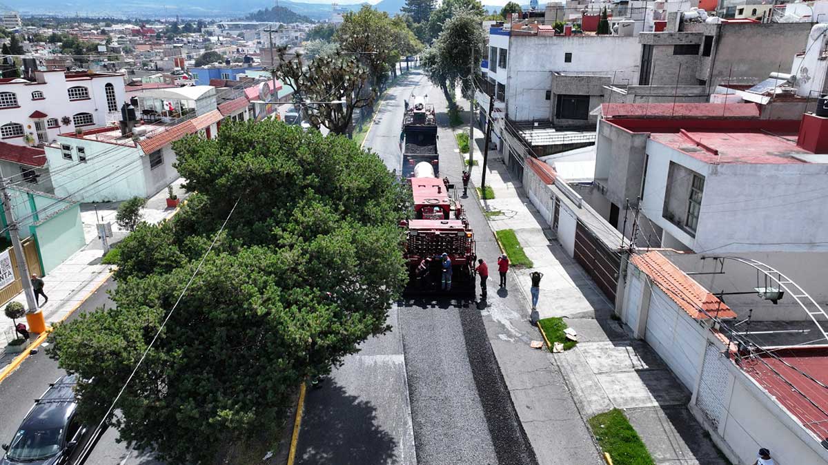 Paseo Matlatzincas mejora su circulación con nuevas obras de pavimentación en Toluca