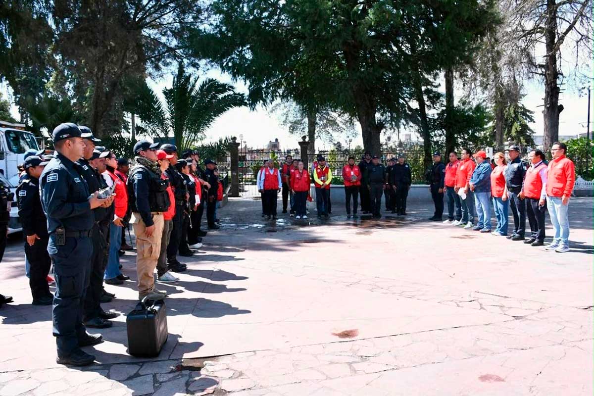 El gobierno de San Mateo Atenco inicia operativo para el comercio seguro y ordenado.