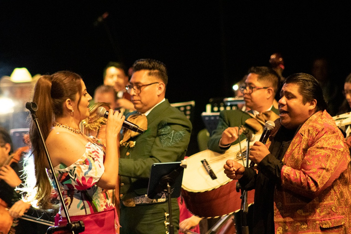 Toluca llena el Teatro Morelos con la Gala Mexicana dedicada a Juan Gabriel