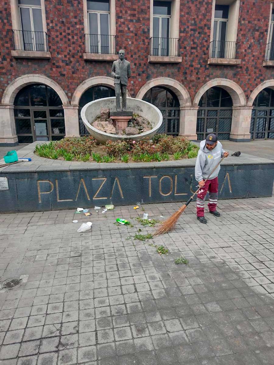 Trabajadores de limpieza de Toluca.