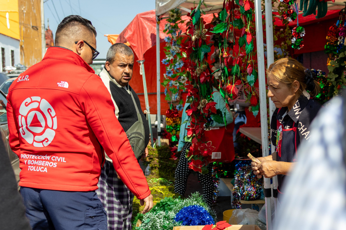 Toluca refuerza operativos contra la pirotecnia ilegal.