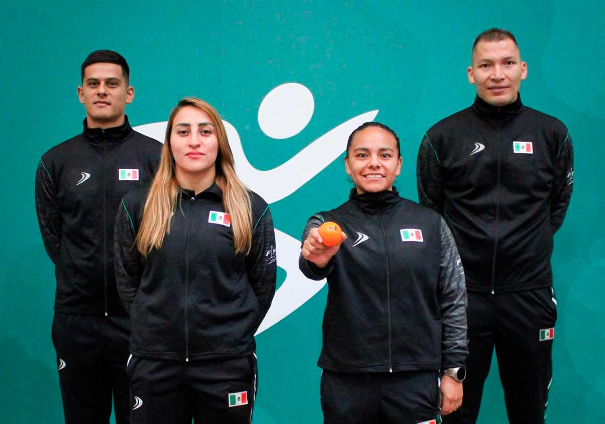 Jugadores mexiquenses de peloita vasca.