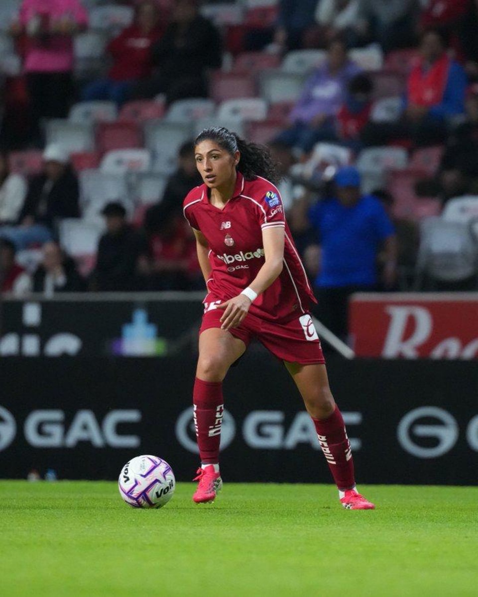 Edgar Dueñas debuta con Toluca Femenil.