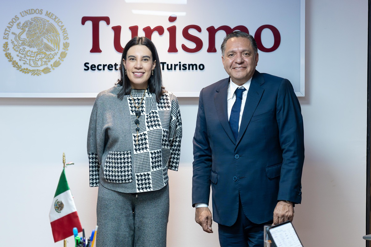 Feria del Alfeñique busca superar 2 mil millones de pesos.