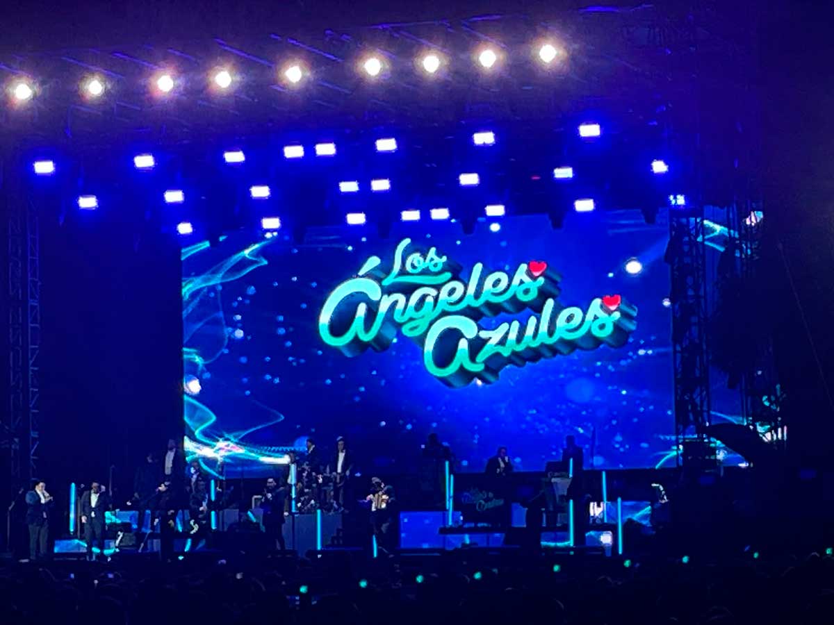 Los Ángeles Azules se presentan en Toluca durante el alfeñique 2026.