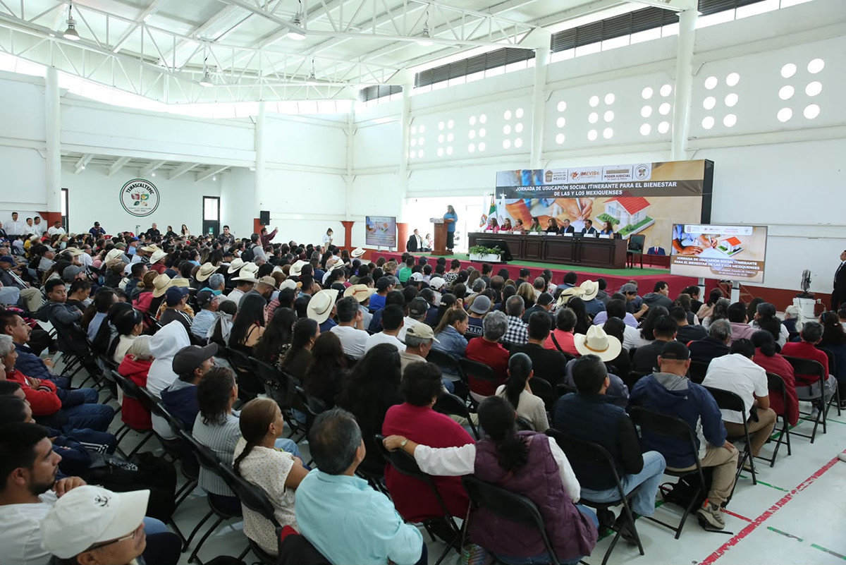 PJEdomex e IMEVIS entregan títulos de propiedad.