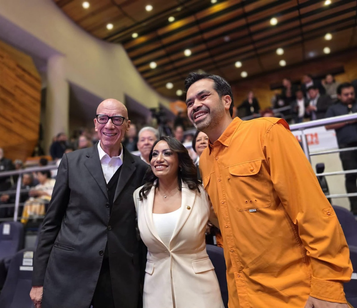 Ruth Salinas presenta su segundo informe legislativo en Toluca
