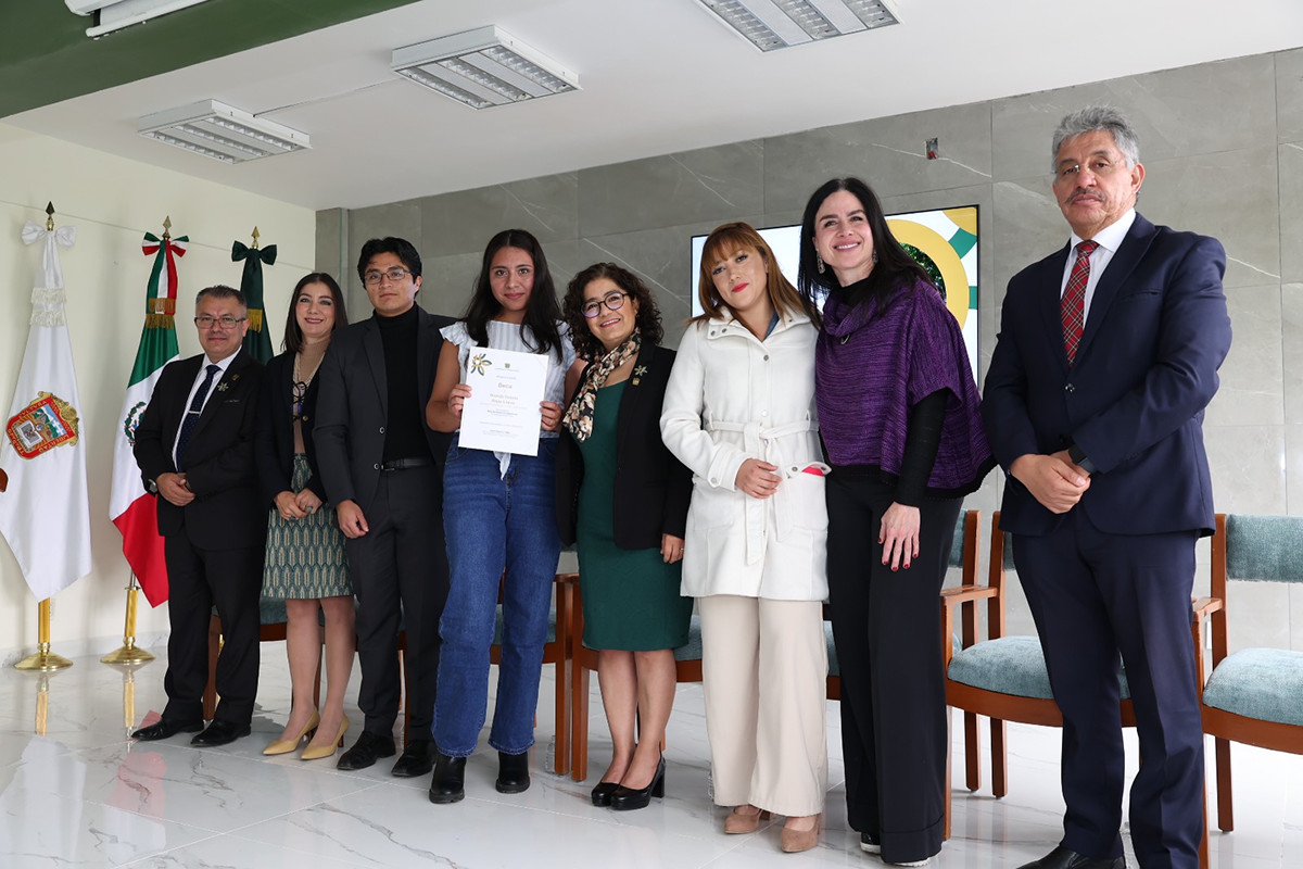 UAEMéx entrega más de 22 mil becas y apoyos para el semestre 2026B